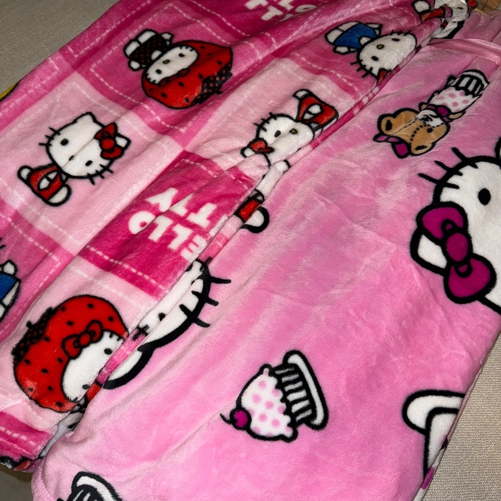 Hello kitty blankets!! Brand new